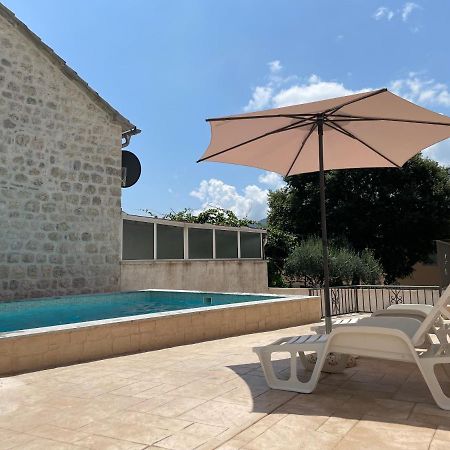 Villa Pul Risan Εξωτερικό φωτογραφία