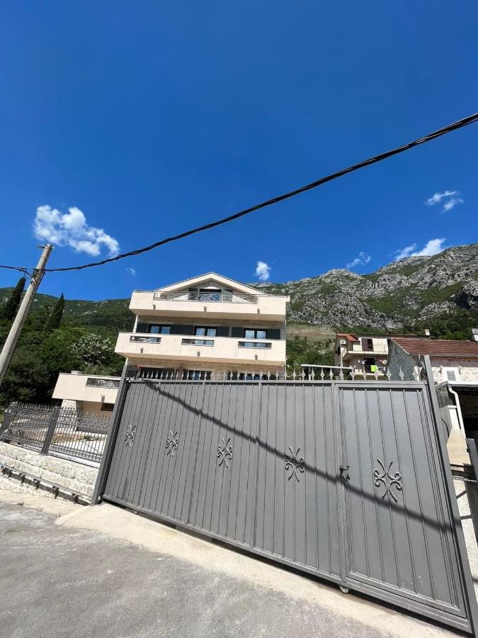 Villa Pul Risan Εξωτερικό φωτογραφία