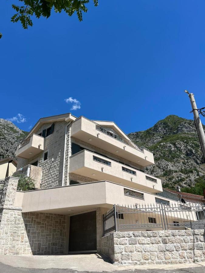 Villa Pul Risan Εξωτερικό φωτογραφία