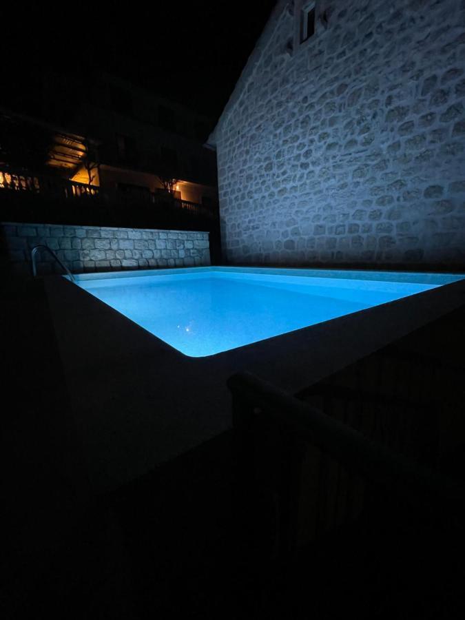 Villa Pul Risan Εξωτερικό φωτογραφία