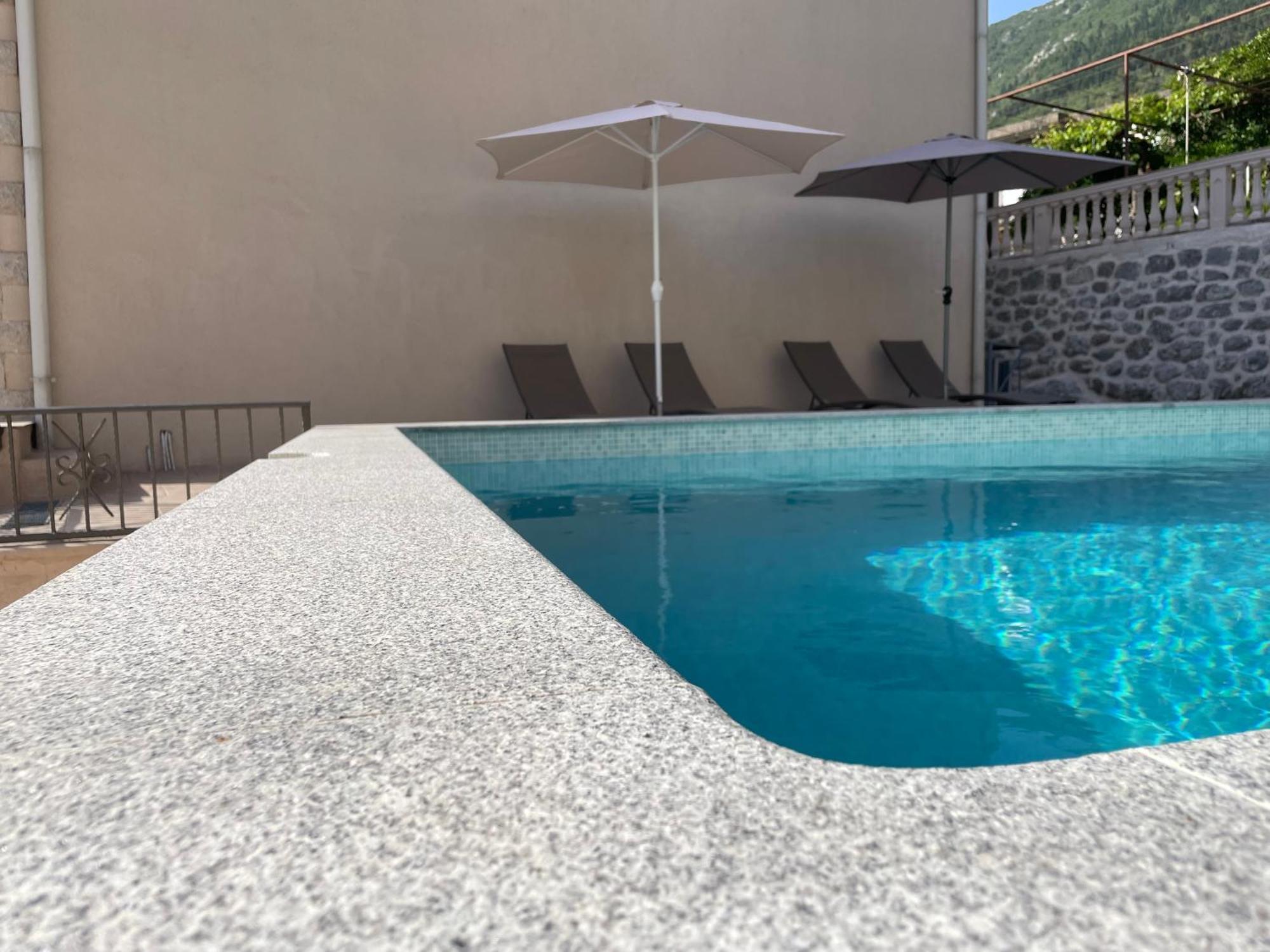 Villa Pul Risan Εξωτερικό φωτογραφία